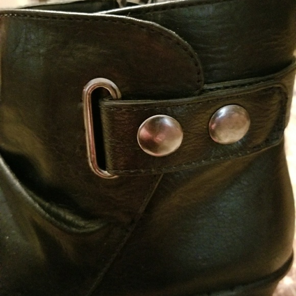 Booties - Picture 4 of 8